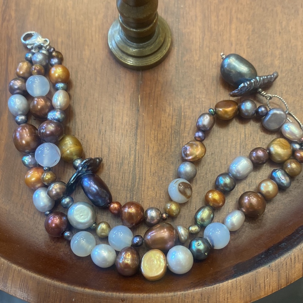 Pearl Artisan hand crafted triple strand genuine pearl bracelet